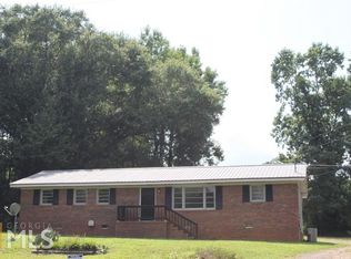 805 Burnette Rd, Toccoa, GA 30577