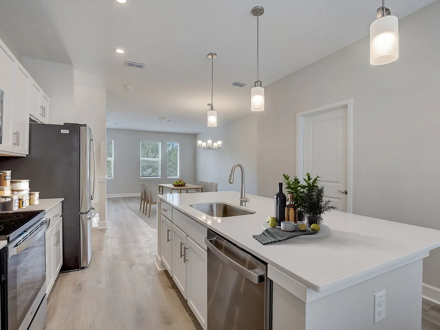Monterey Townhomes — Photo 3