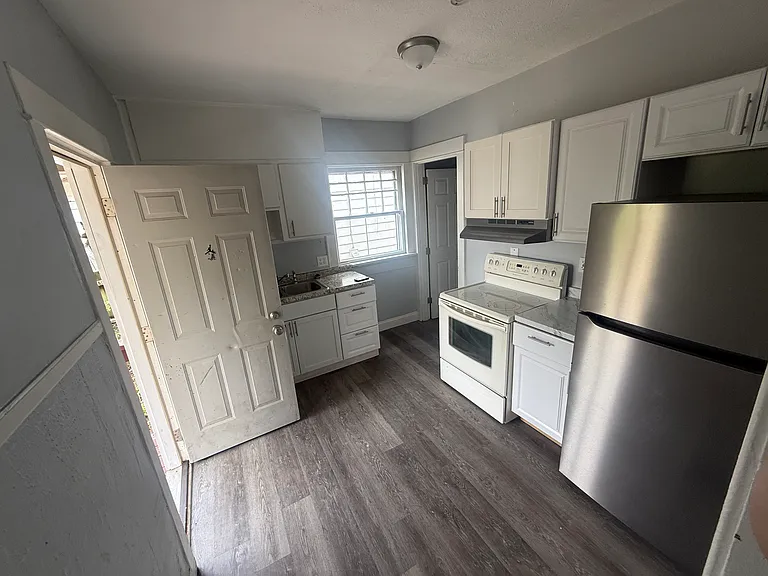235 S Findlay St — Photo 21