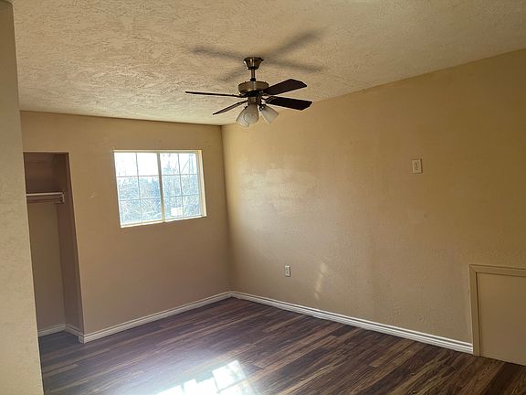 3rd image of 752 Coolwood Dr #752