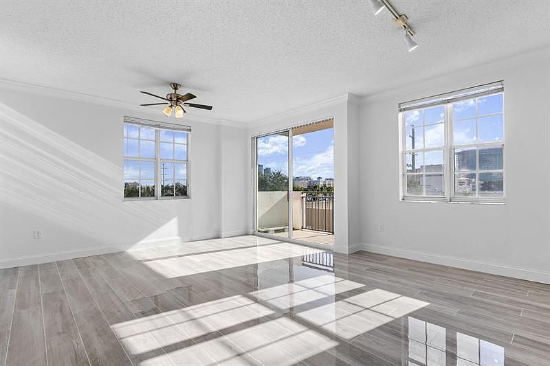 1st image of 616 Clearwater Park Rd APT 402