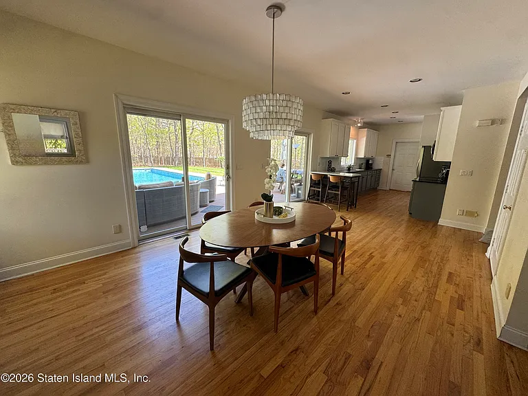 4 Bennett Dr — Photo 12