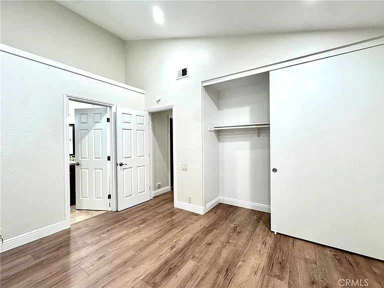 27651 Soltero — Photo 22