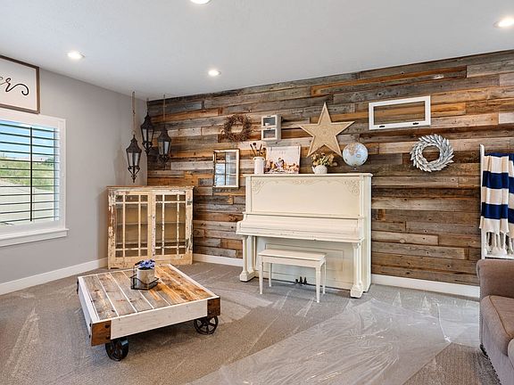 3rd image of 4739 W Highfield Cir
