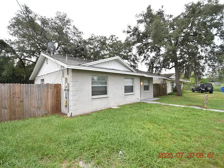 12203 N 9th St — Photo 37