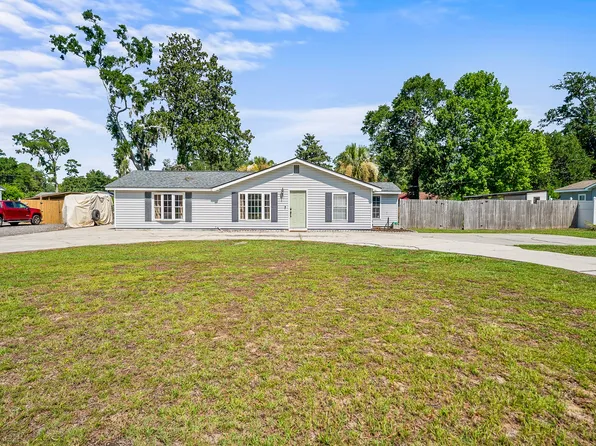 915 Belleview Cir W, Beaufort, SC 29902