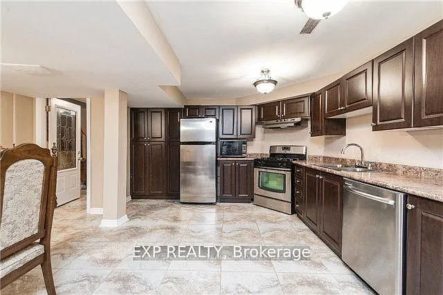 2 bed, $1,650 — Photo 3