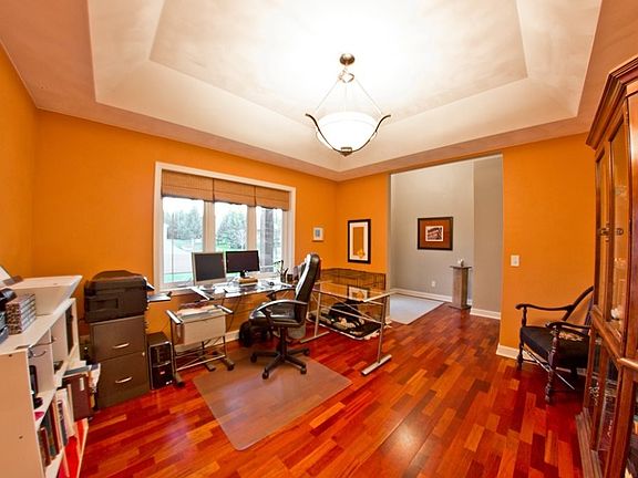 4th image of 1703 Statesman Dr