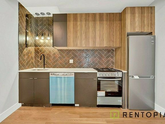 2nd image of 58 Palmetto St #304