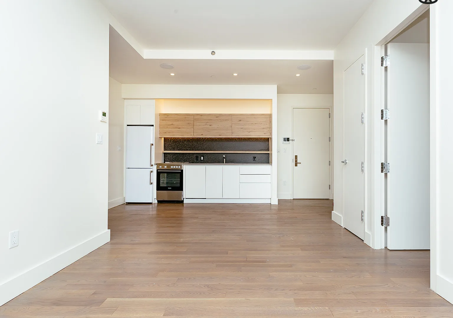 1068 Fulton Street — Photo 2