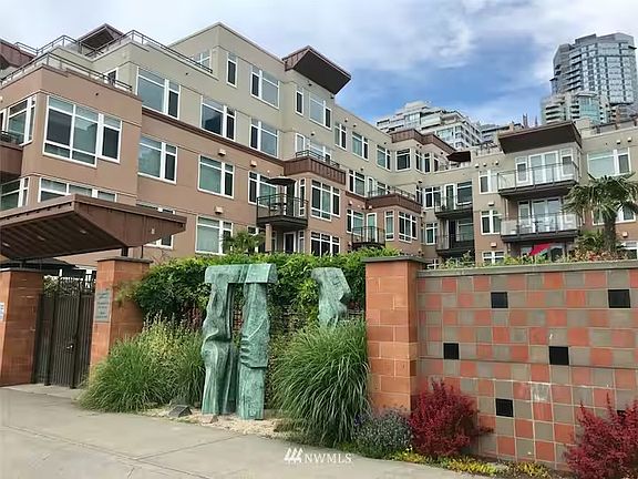 2nd image of 2000 Alaskan Way APT 354