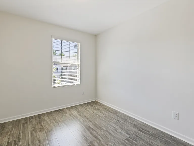 436 Carthage Ct — Photo 11