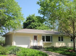 3711 S 75th St, Omaha, NE 68124