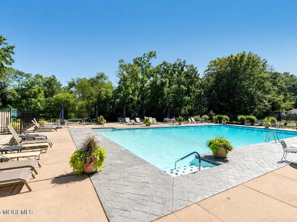 24 Gloria Court, Tinton Falls, NJ 07724