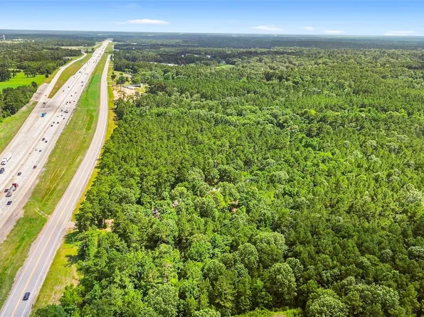 2620 Interstate Highway 45 S, New Waverly, TX 77358