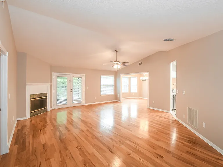 4737 Kernan Mill Ln E — Photo 4