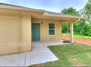 1823 E Rutgers Ave #2, Guthrie, OK 73044