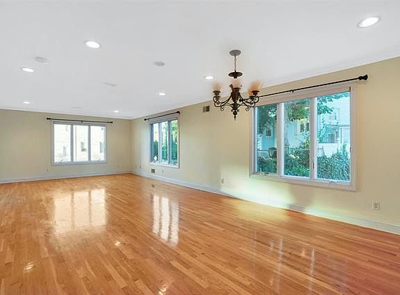 5th image of 5 Hops Commons Ct