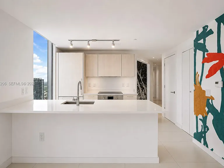 501 NE 31st St #3208 — Photo 7