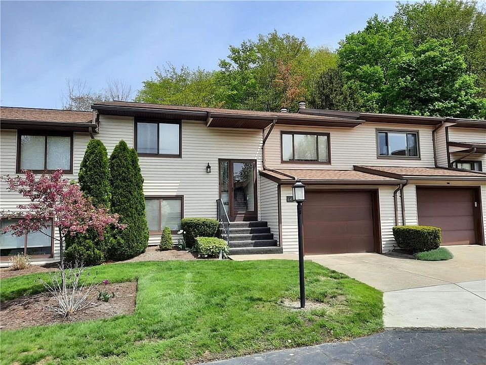 1st image of 643 Montroyale Dr