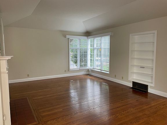 5th image of 57 Arroyo Ct
