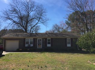 117 Meadowbrook Dr, Martin, TN 38237