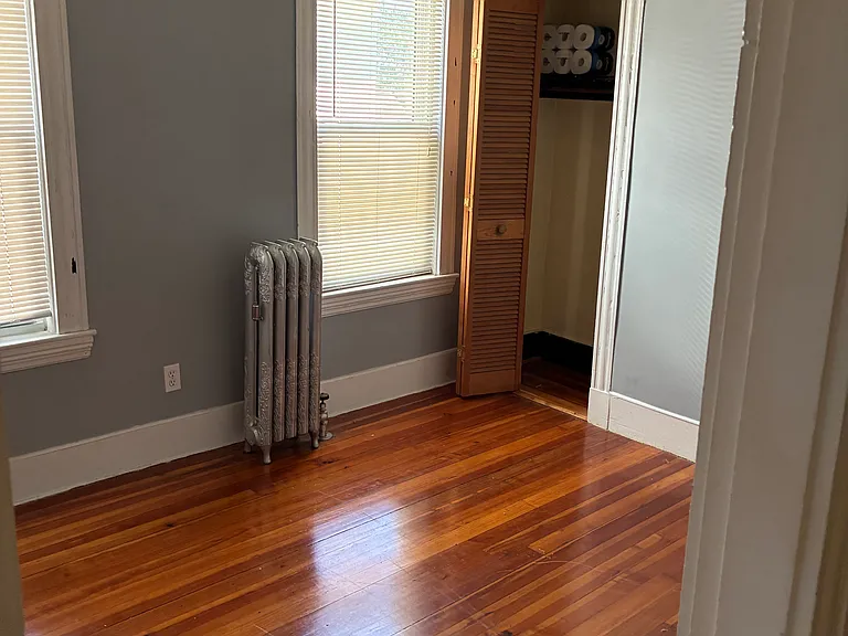 27 Irma Ave #2 — Photo 9
