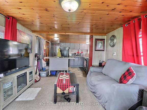 4th image of 200 Agnes St #15
