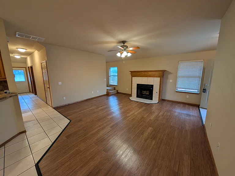 917 SW 37th St #917 — Photo 5