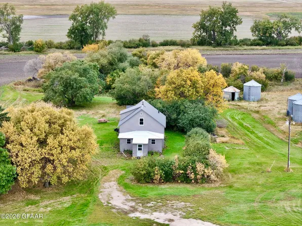 9687 87th Ave NE, Calvin, ND 58323