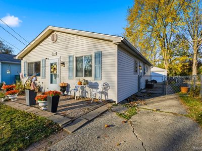 26091 Clear St, Harrison Township, MI, 48045