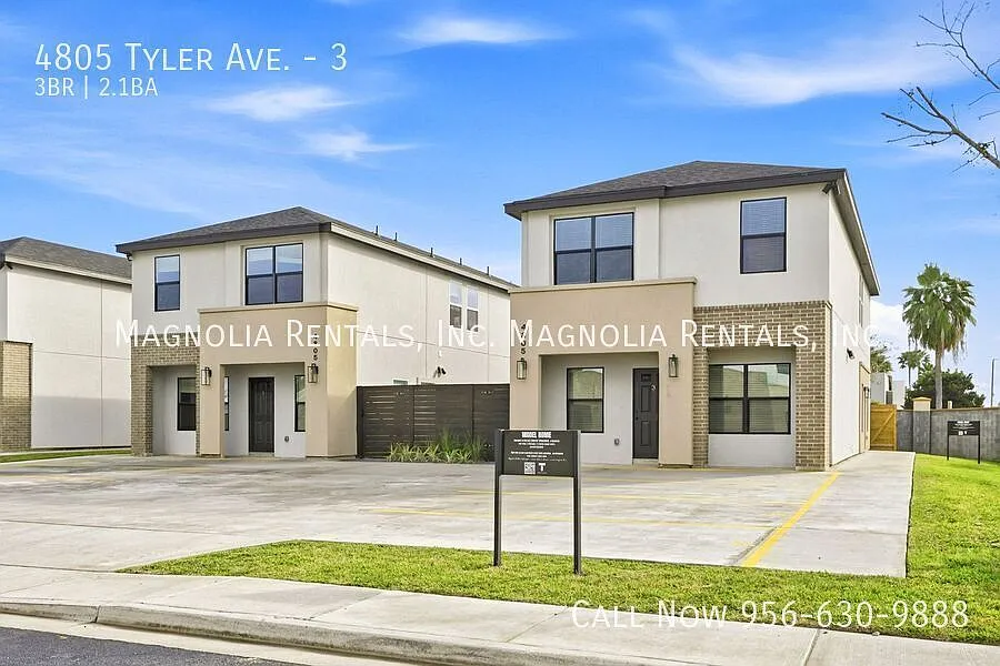Taylor Villas 3/2.50 Townhome McAllen Move In Special Monthly Credit — Photo 3