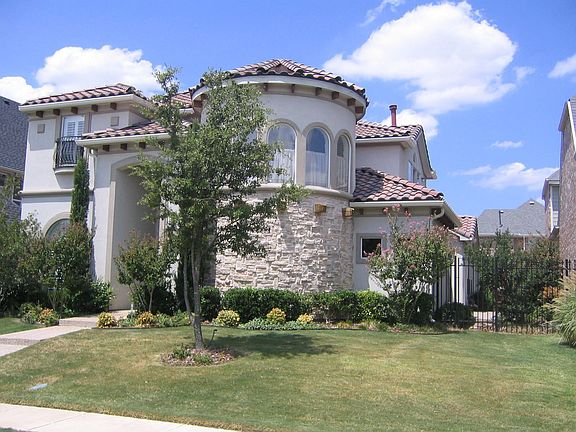 2nd image of 6709 Shady Bend Ln