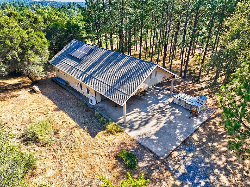 1st image of 4016 Twin Ridges Rd