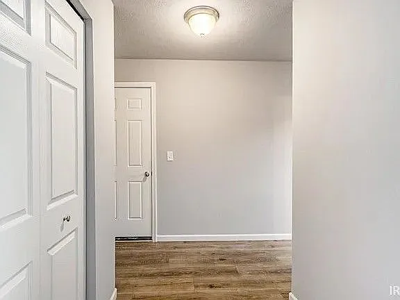 3228 Falling Oak Dr — Photo 22