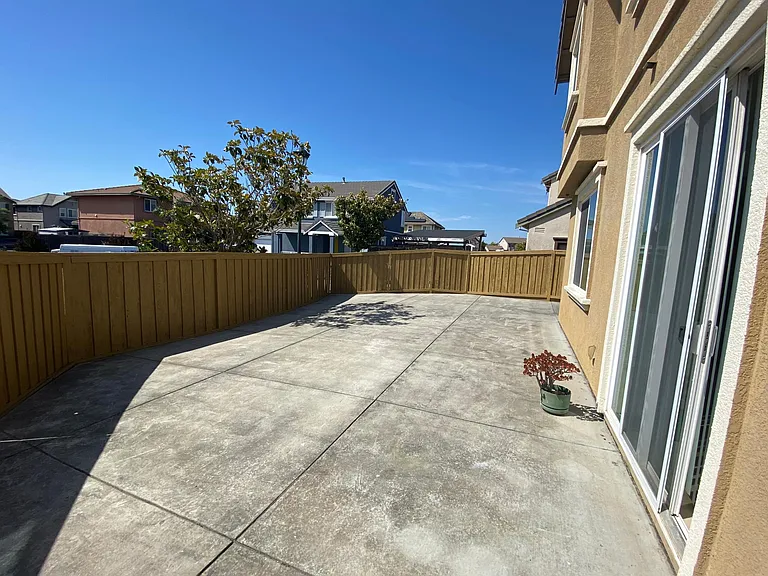 230 Cogburn Cir — Photo 12