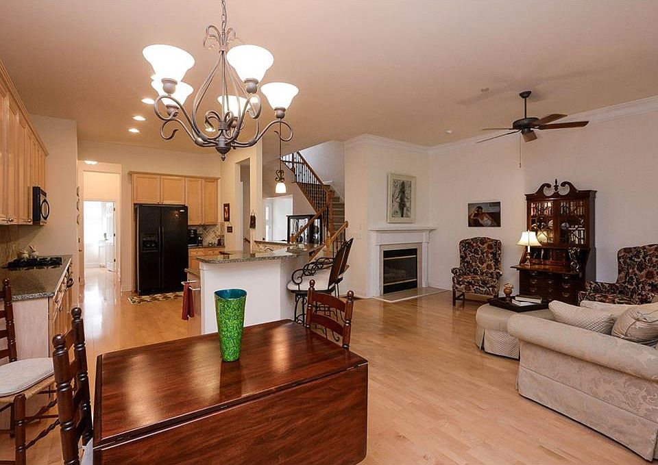 1st image of 166 McLaren Gates Dr