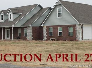 101 Sonshine Ln, Salina, OK 74365