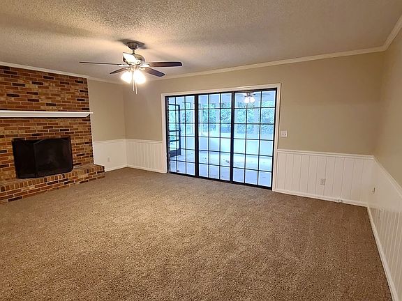 2nd image of 4056 Foxborough Blvd