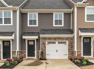306 Hunt Glenn Ct, Greer, SC 29650