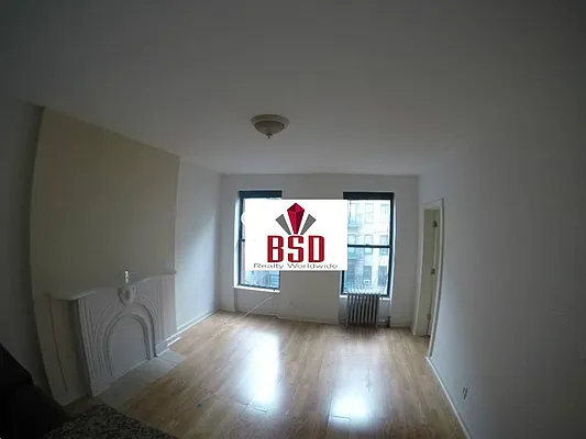 Rented by BSD Realty Worldwide Inc | media 11