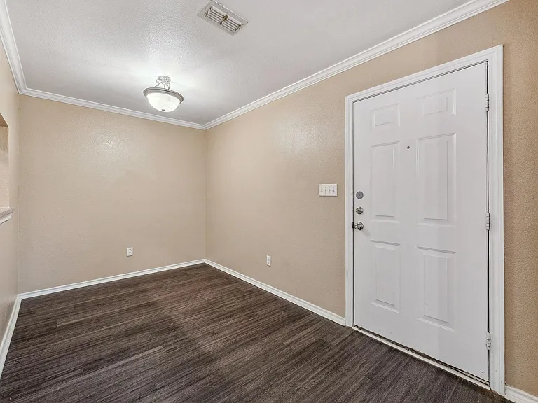 872 W Vanderbilt St #2102 — Photo 7