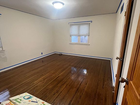 5th image of 20707 43rd Ave