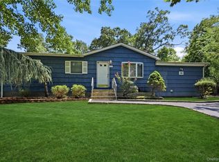 28 Twilight Road, Rocky Point, NY 11778