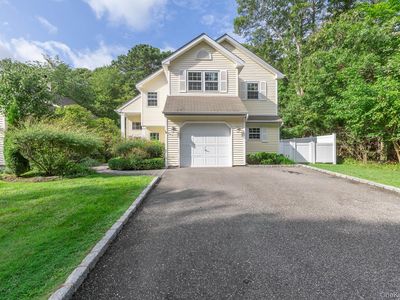 15 Cloister Lane, Middle Island, NY, 11953