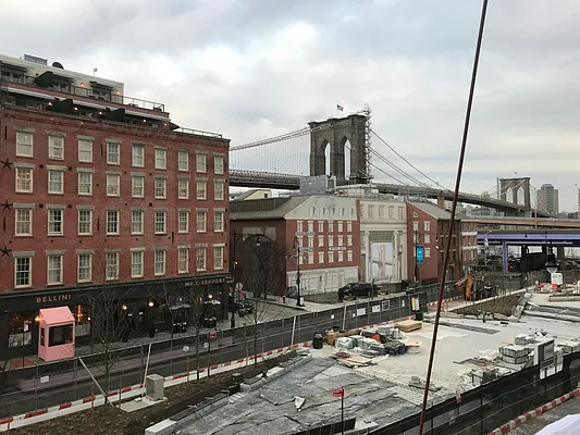 Rented by The Durst Organization | media 13