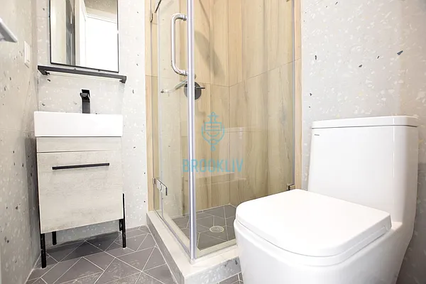 Rented by null | media 38