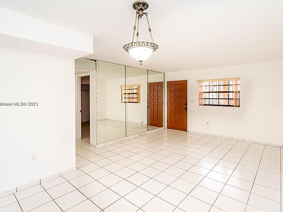4th image of 1291 W 51st Pl #A-6