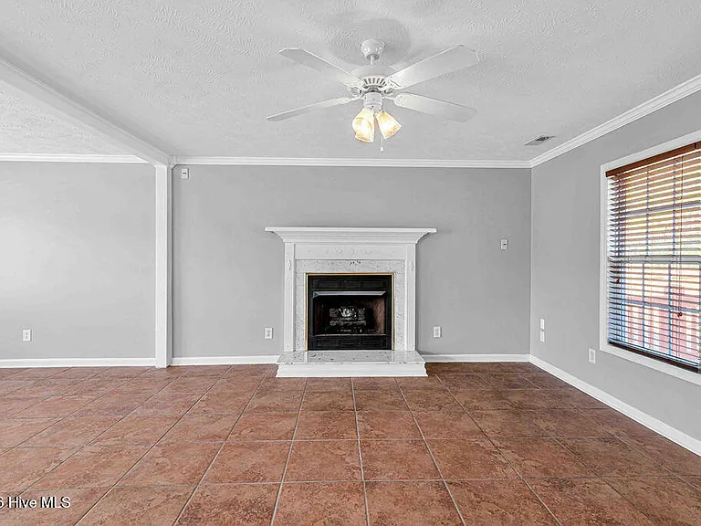 302 Altavista Loop — Photo 8