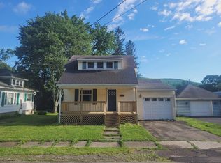 19 Lexington Ave, Salamanca, NY 14779